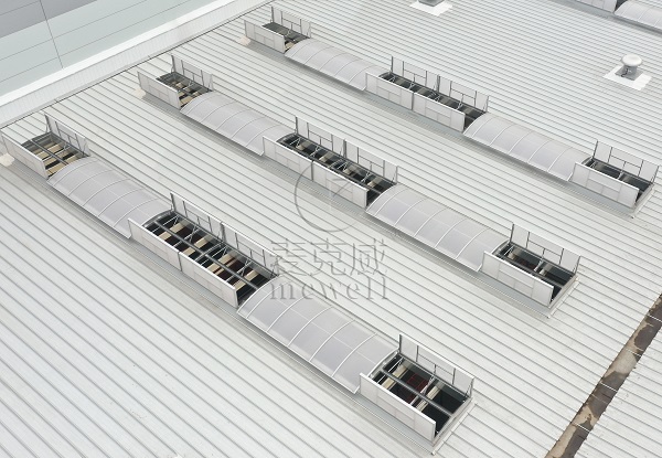 谷城吉利硅谷項(xiàng)目—湖北三角型電動排煙天窗+圓拱型固定式采光天窗